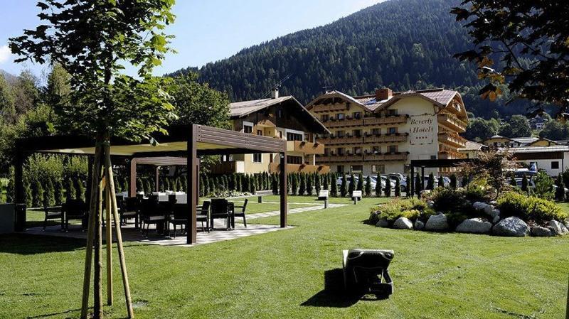 Beverly Alps Hotel & Spa Pinzolo Eksteriør bilde