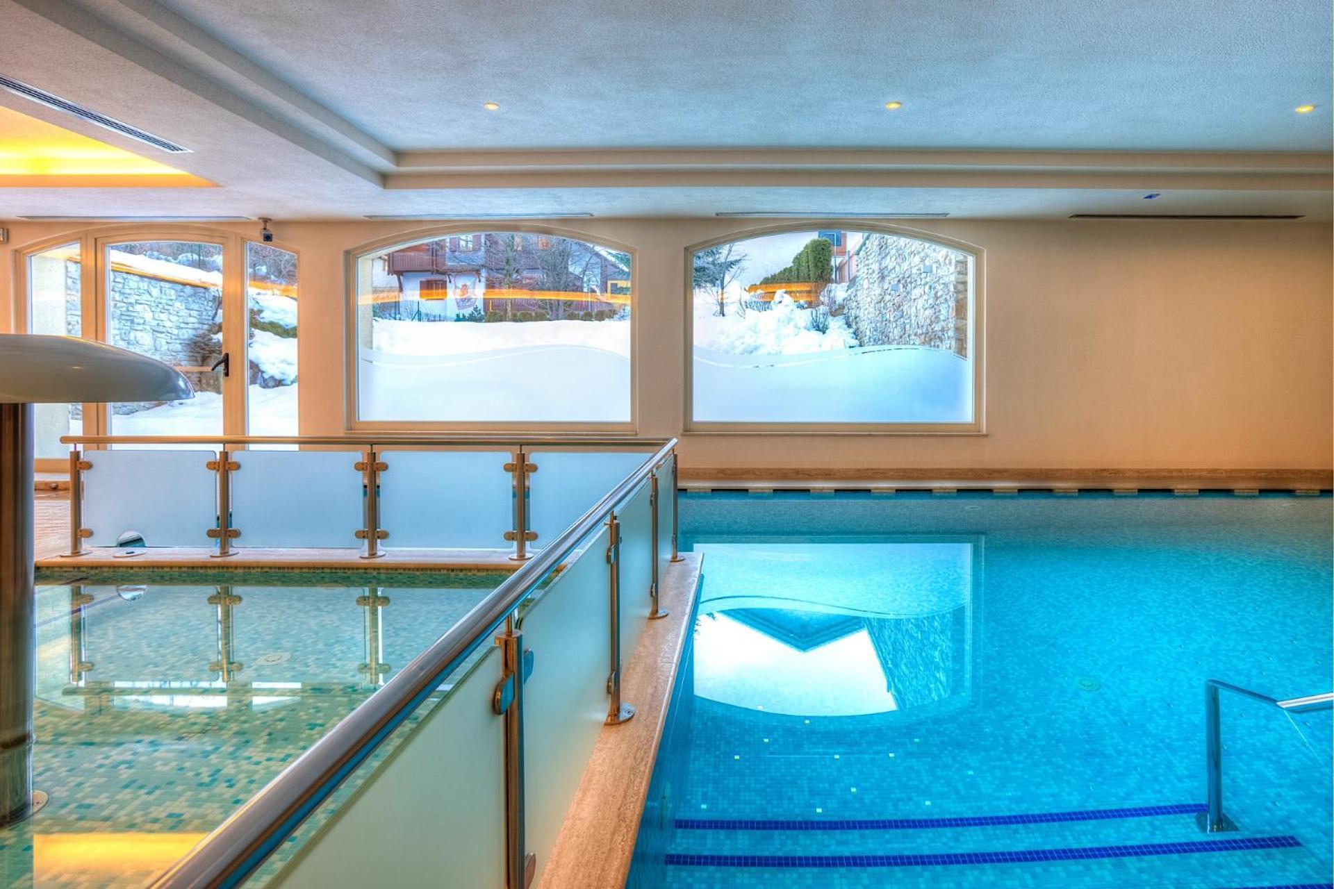 Beverly Alps Hotel & Spa Pinzolo Eksteriør bilde